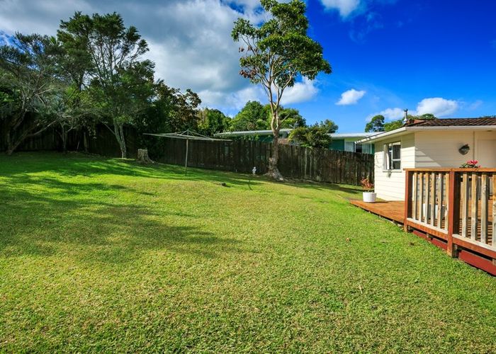  at 52 Lavery Place, Sunnynook, Auckland