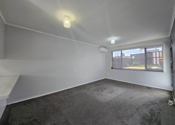 at 2/43 Wyllie Road, Papatoetoe, Manukau City, Auckland