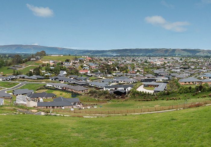  at 10 Carnea Heights, Mosgiel, Dunedin, Otago
