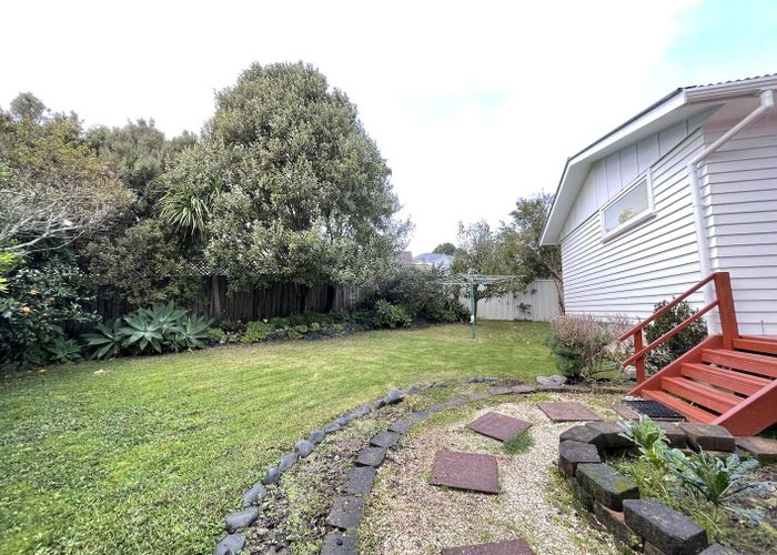  at 13 Webb Place, Forrest Hill, North Shore City, Auckland