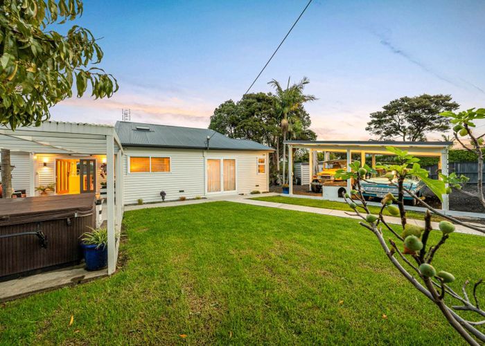  at 67 Ferry Parade, Herald Island, Waitakere City, Auckland