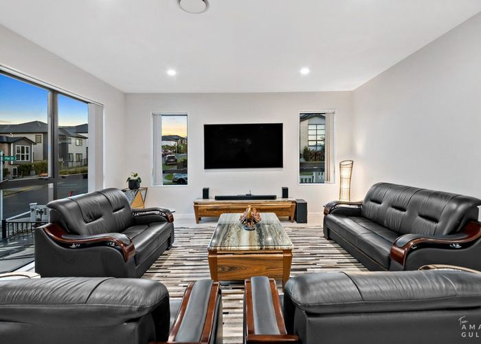  at 1 Piki Street, Flat Bush, Manukau City, Auckland