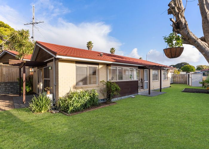  at 10 Denning Place, Ellerslie, Auckland
