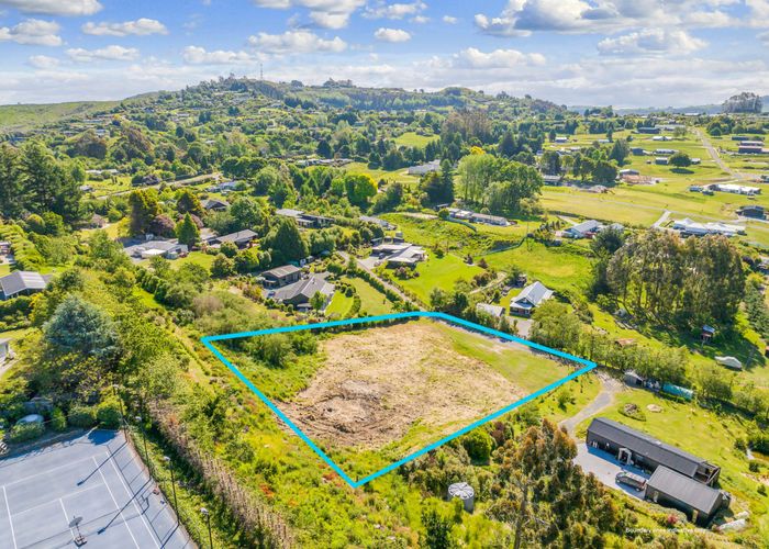  at 2/142 Mapara Road, Acacia Bay, Taupo, Waikato