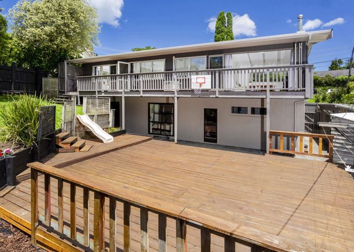  at 1/3 Glenvar Road, Torbay, North Shore City, Auckland