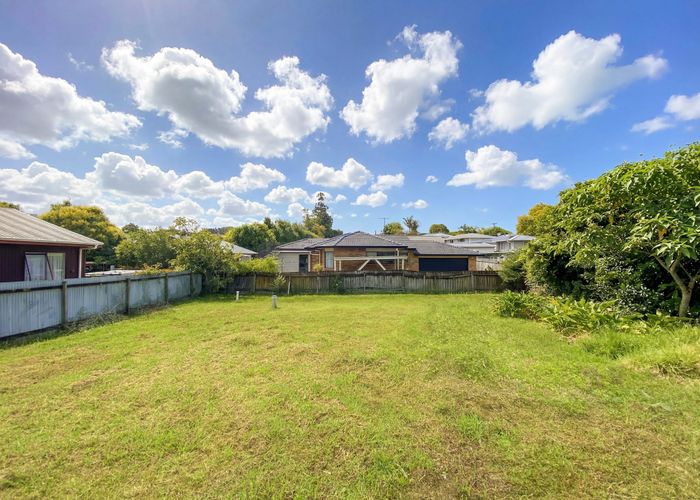  at 27A Daytona Road, Henderson, Waitakere City, Auckland