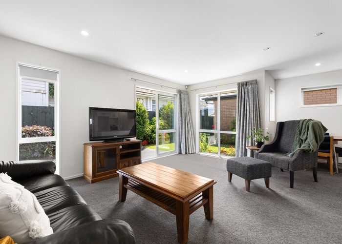  at 2/105 Brynley Street, Hornby, Christchurch
