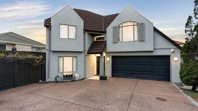  at 19I Claremont Way, East Tamaki Heights, Auckland