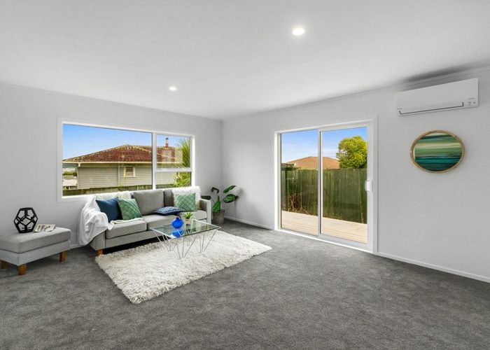  at 10b Harding Avenue, Te Atatu South, Waitakere City, Auckland