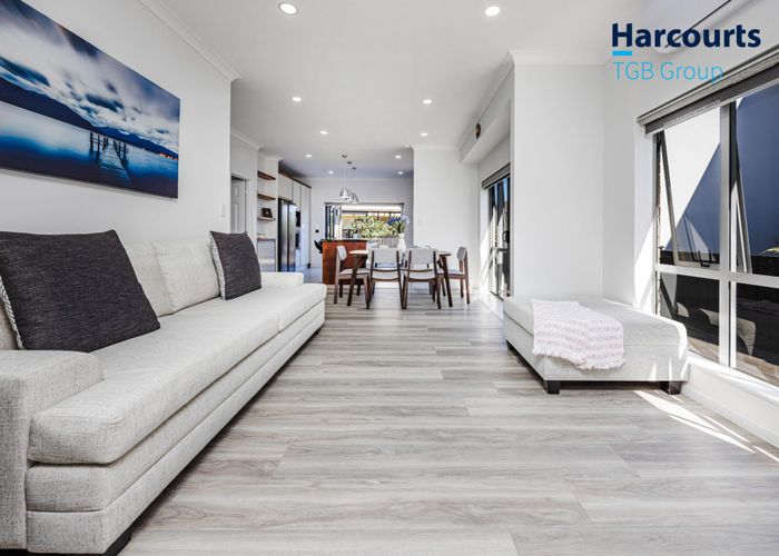  at 2 Beatrice Place, Flat Bush, Manukau City, Auckland