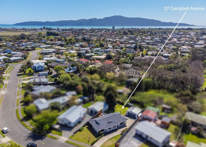  at 37 Campbell Avenue, Paraparaumu