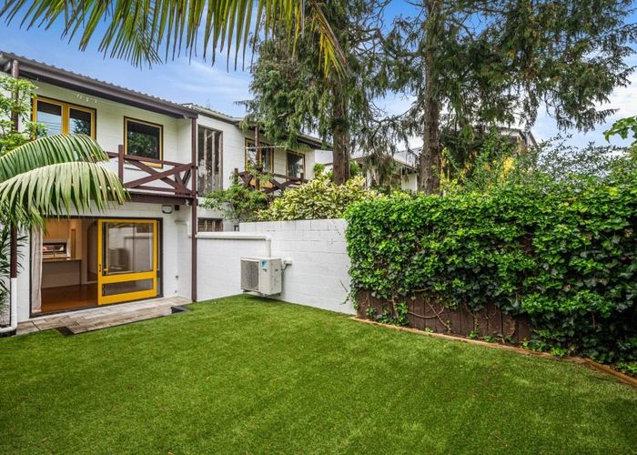  at 2/14 Fowlds Avenue, Sandringham, Auckland City, Auckland