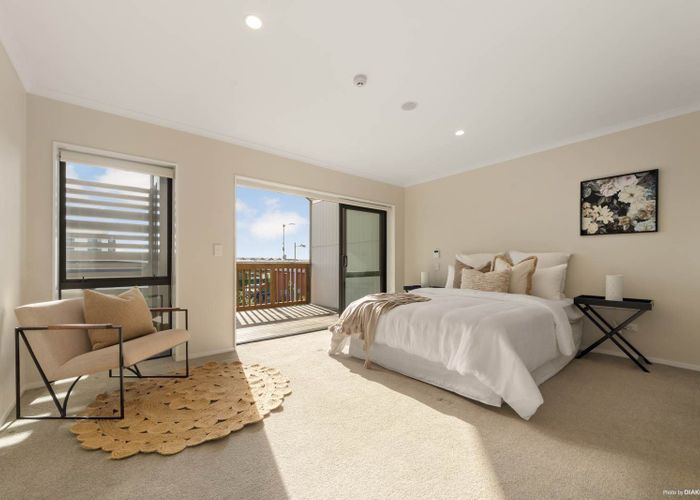  at 25 De Havilland Road, Hobsonville, Waitakere City, Auckland