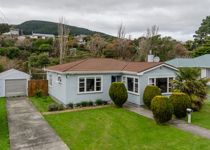  at 36 Findlay Street, Tawa, Wellington