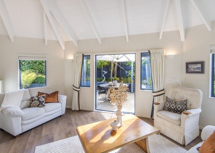  at 24A Niccol Avenue, Narrow Neck, Auckland