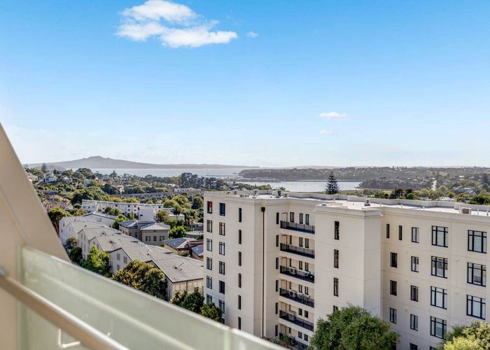  at 17/118 Broadway, Newmarket, Auckland City, Auckland