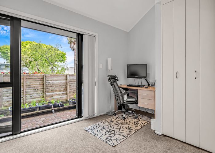  at 4A/30 Westward Ho, Glen Eden, Waitakere City, Auckland