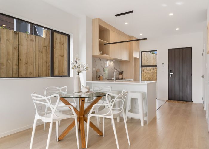  at 5/25 Abbotleigh Avenue, Te Atatu Peninsula, Waitakere City, Auckland