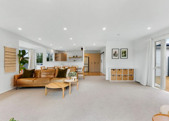  at 1/16 Lyttelton Avenue, Forrest Hill, North Shore City, Auckland