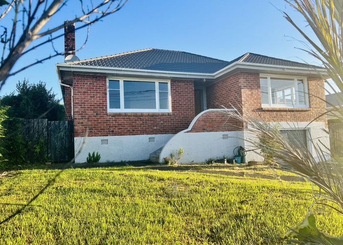 at 9 Winscombe Street, Belmont, North Shore City, Auckland
