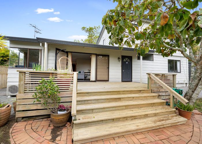  at 27 Salcombe Terrace, Welbourn, New Plymouth
