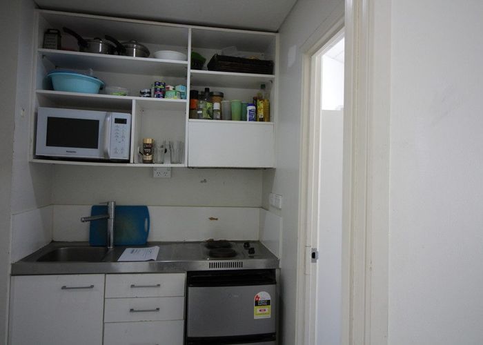  at 15B/15 Whitaker Place, Grafton, Auckland