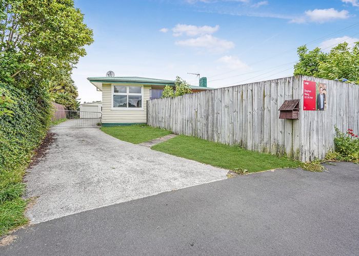  at 32 Carrington Avenue, Hillcrest, Hamilton