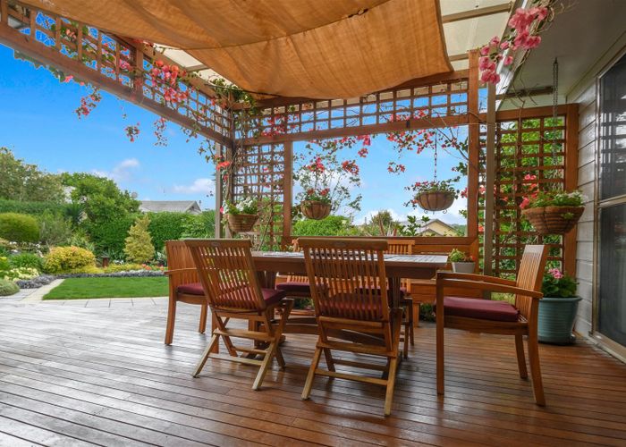  at 14 Amber Place, Waimauku, Waimauku
