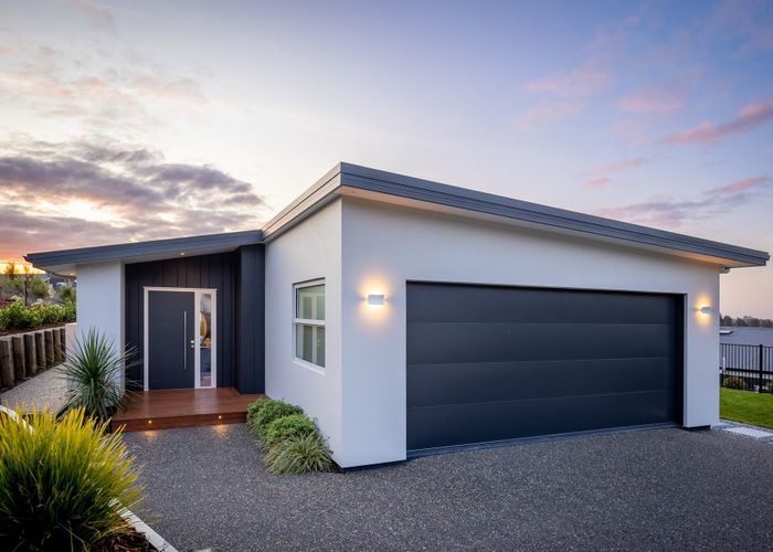  at 18 Vista Drive, Bishopdale, Nelson