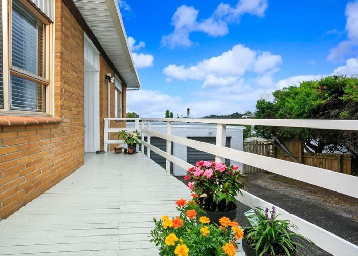  at 1/4 Lynn Road, Glenfield, North Shore City, Auckland