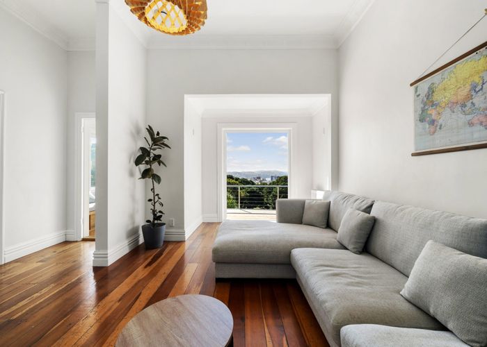  at 13 Laura Avenue, Brooklyn, Wellington