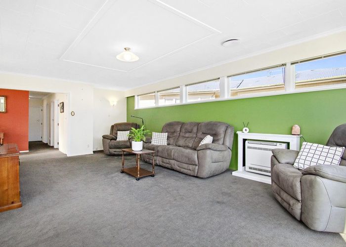  at 69 Holborn Drive, Stokes Valley, Lower Hutt