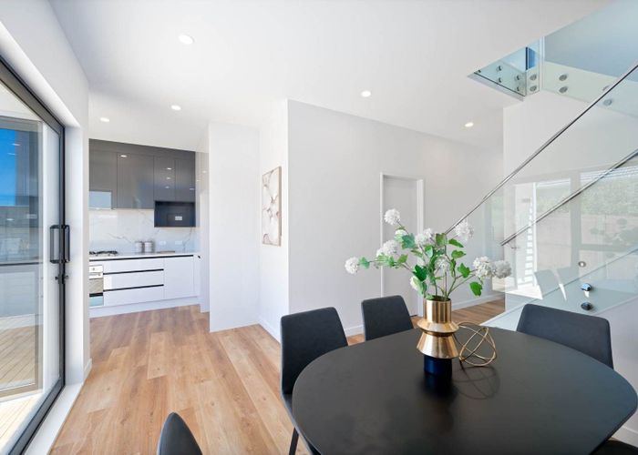  at 21C Barron Drive, Green Bay, Waitakere City, Auckland