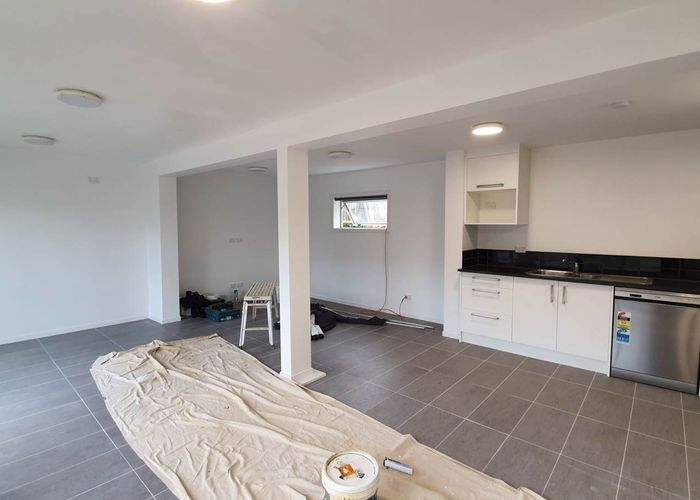  at 33A Cascades Road, Pakuranga, Manukau City, Auckland