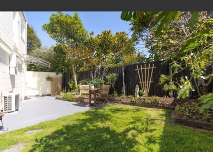  at 3/27 Rugby Street, Merivale, Christchurch