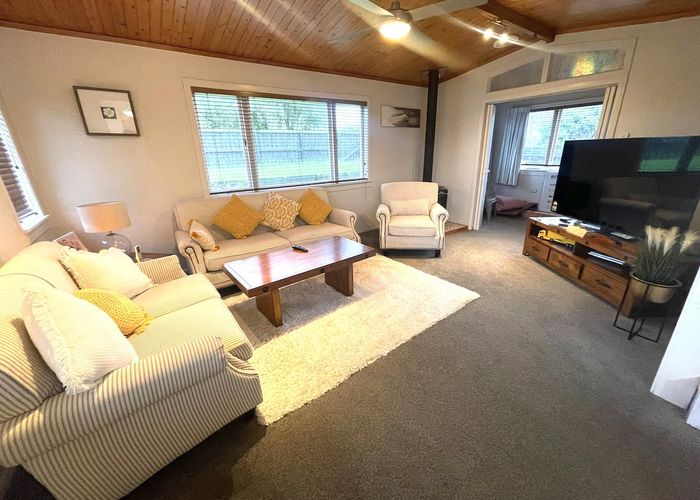  at 31 Victoria Road, Papatoetoe, Auckland
