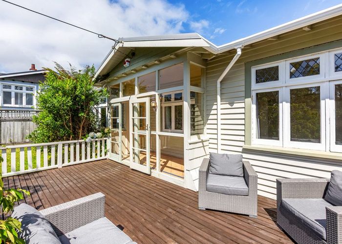  at 98 Campbell Street, Karori, Wellington, Wellington