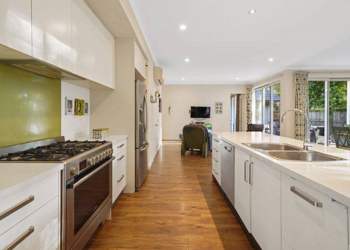 Free property data for 15 Thorrington Road, Cashmere, Christchurch