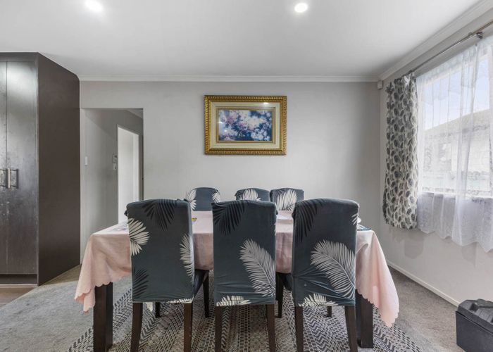  at 2/331 Weymouth Road, Weymouth, Manukau City, Auckland