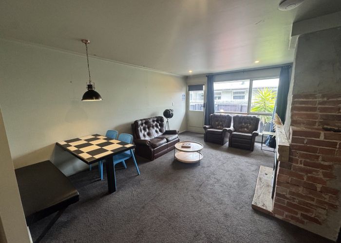  at 2/29 Office Road, Merivale, Christchurch City, Canterbury