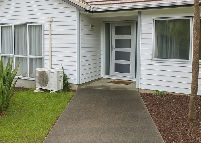 at 98 Tiriwa Drive, Massey, Waitakere City, Auckland