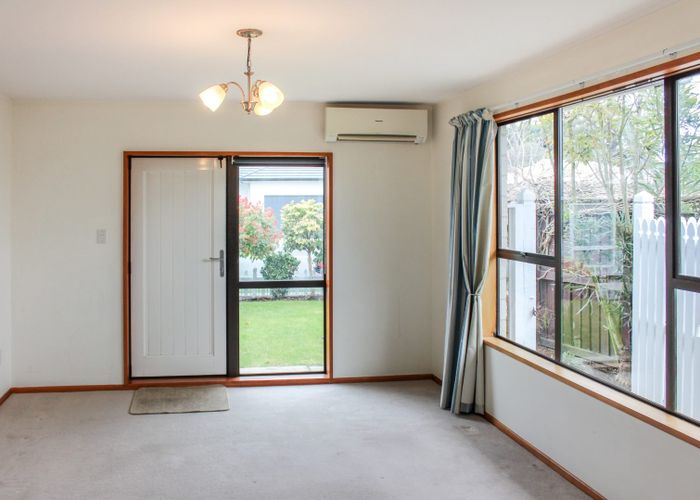  at 1/57 Waratah Street, Avondale, Christchurch