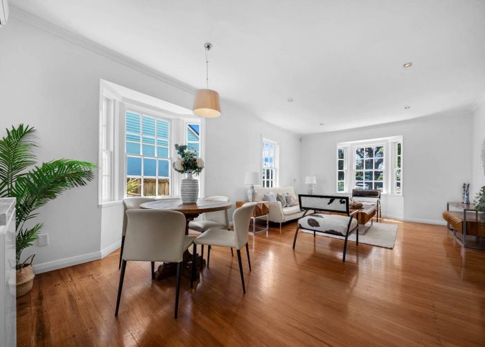  at 12 Cadman Avenue, Greenlane, Auckland City, Auckland