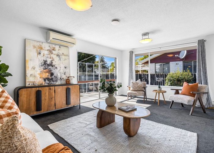  at 2/3 Quinton Place, Bishopdale, Christchurch City, Canterbury