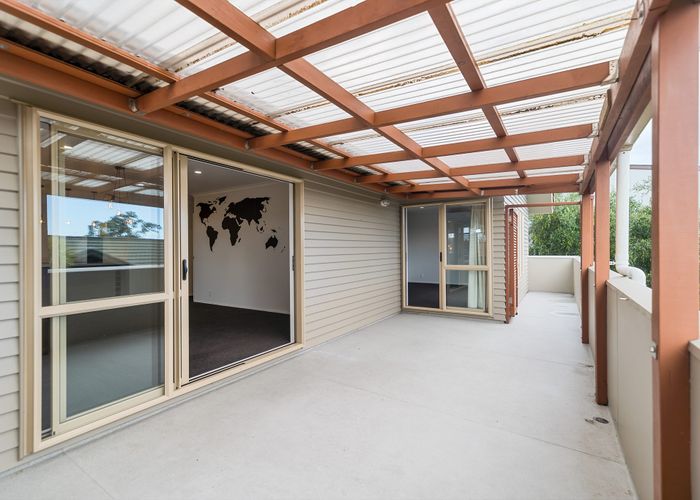  at 82 Rivervale Grove, Stanmore Bay, Whangaparaoa