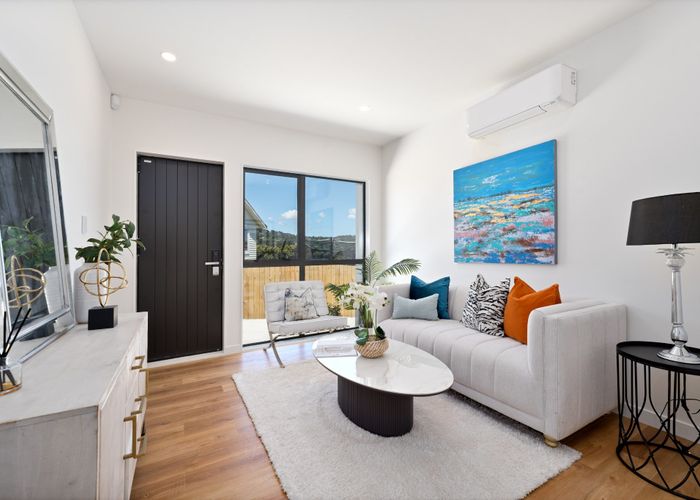  at 21B Barron Drive, Green Bay, Waitakere City, Auckland
