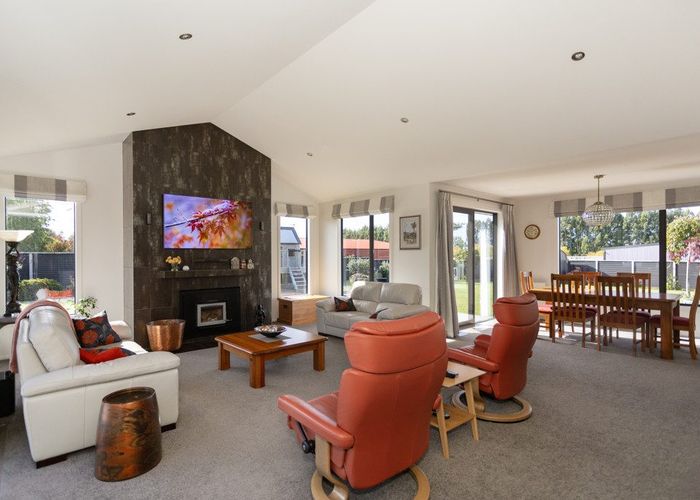  at 33D Charles Street, Weston, Oamaru