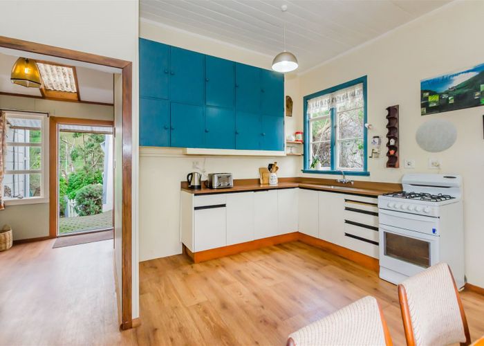  at 17 Beach Road, Paekakariki