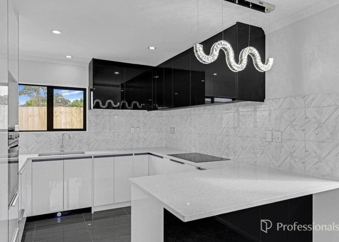  at 10C Kivell Close, Mangere East, Manukau City, Auckland