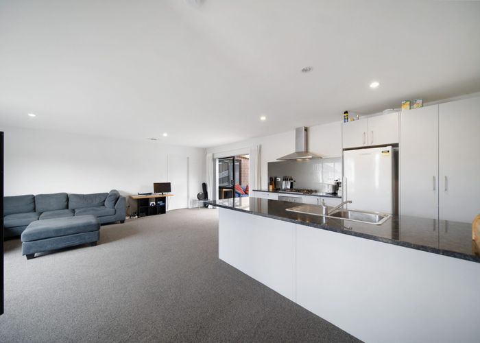  at 14 Kotuku Crescent, Takanini